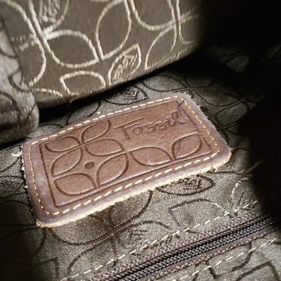 Womens Fossil Pocketbook - Picture 5 of 13